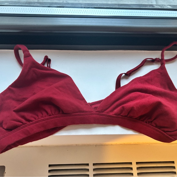 SKIMS Fits Everybody Triangle Bralette in Brick - Picture 3 of 5